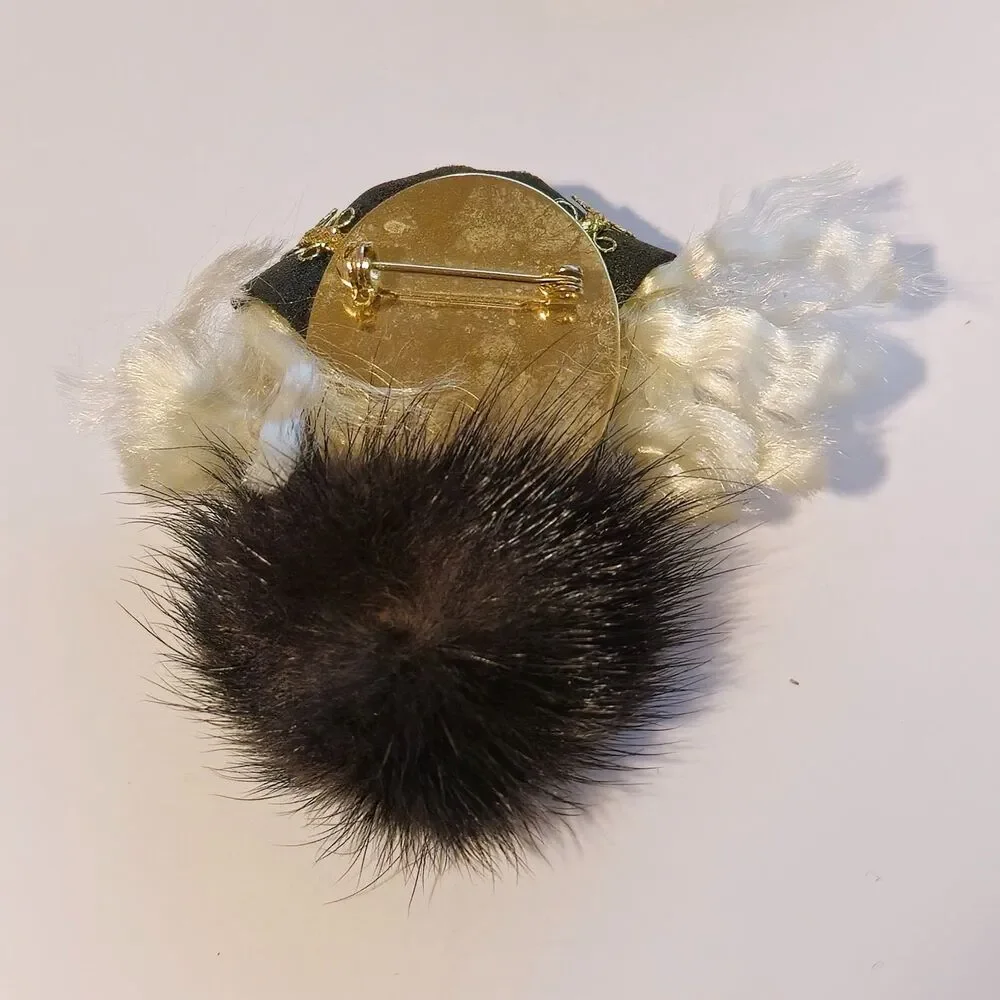 Vintage Fuzzy Lady Brooch – Blonde Doll Face with Hat and Fur Collar Pin - Picture 2 of 2